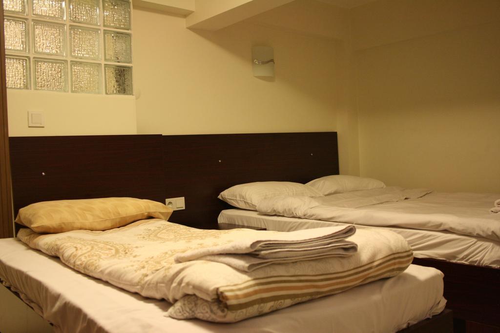 Mete Apartments Istanbul Room photo