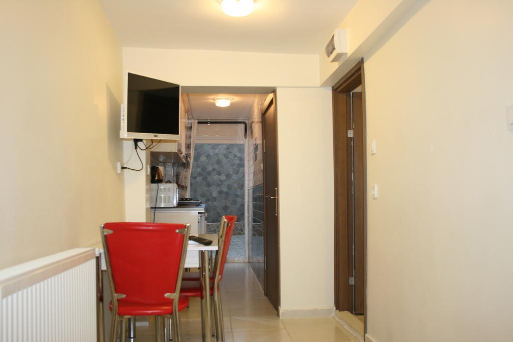 Mete Apartments Istanbul Room photo
